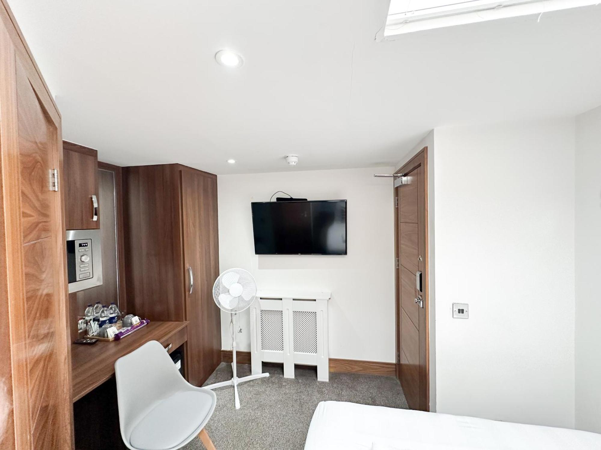205 Earls Court Pensión *